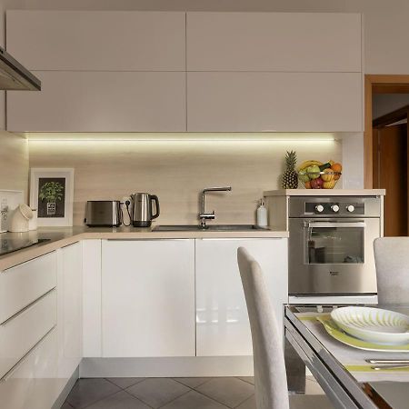 Apartment Leki - Newly Renovated, Modern City Spot Пула Екстериор снимка