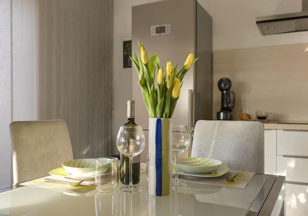 Apartment Leki - Newly Renovated, Modern City Spot Пула Екстериор снимка